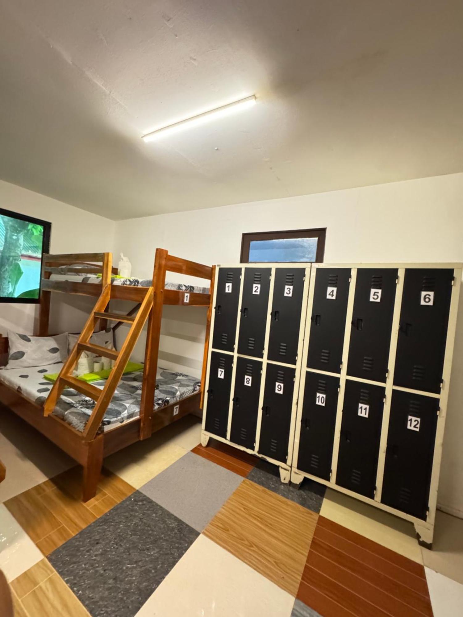 Aquaholik Traveler'S Lodge Ель-Нідо Екстер'єр фото